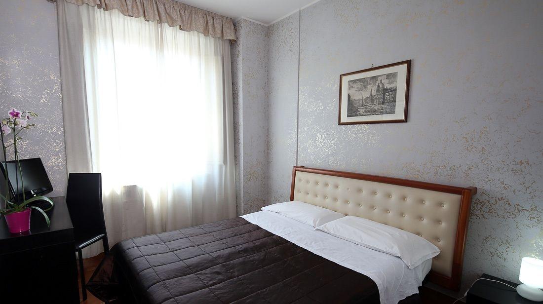 Roma Room Hotel Buitenkant foto