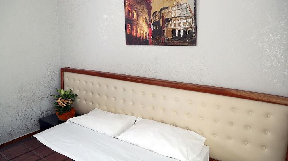 Roma Room Hotel Buitenkant foto