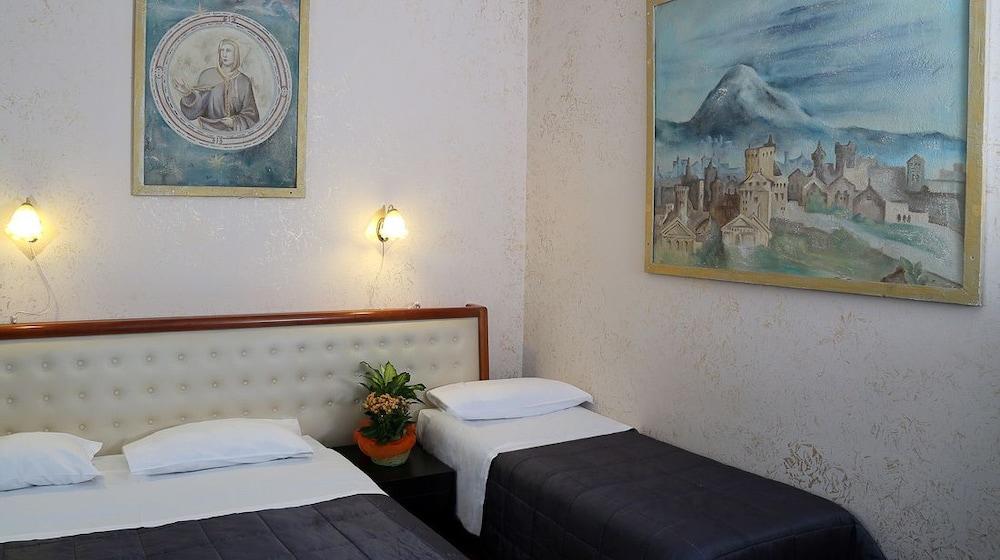 Roma Room Hotel Buitenkant foto