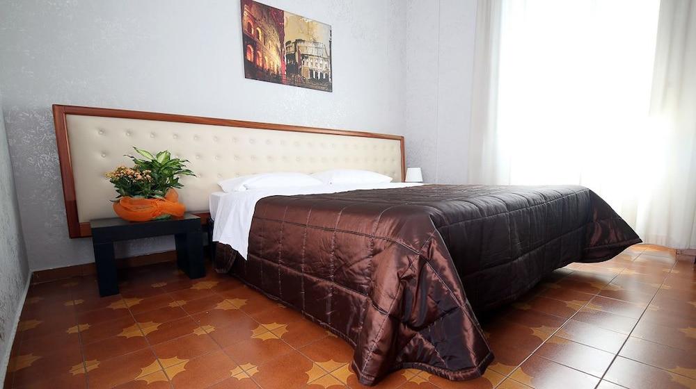 Roma Room Hotel Buitenkant foto
