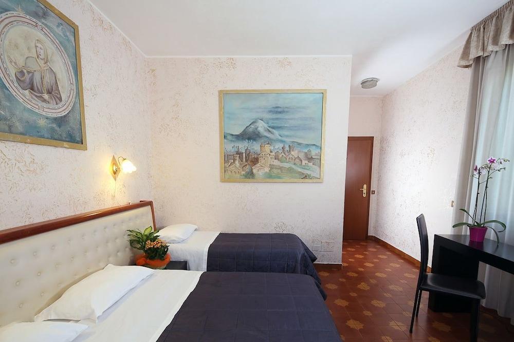 Roma Room Hotel Buitenkant foto